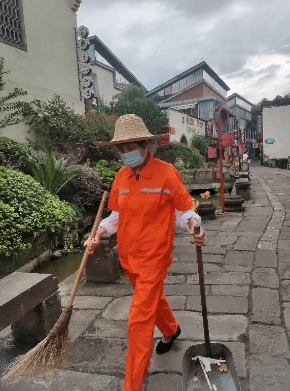 中国最新疫情防控情况，巷弄深处的防疫故事与独特小店的抗疫历程