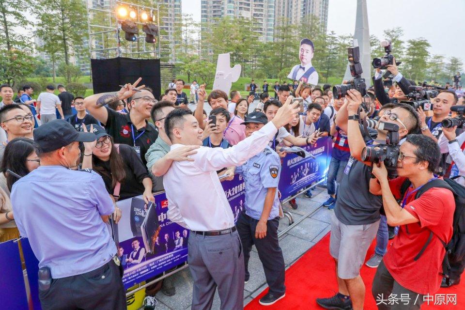 中锦赛决赛背后的足球盛宴与温馨故事