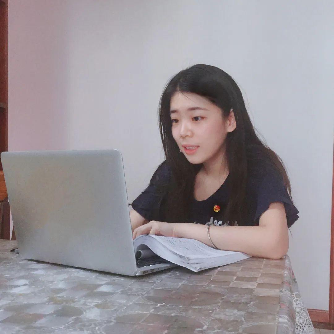最新德语英语对比语法，双语之旅的跨越界限与自信闪耀之路