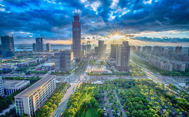 最新App开发平台，探索前沿技术与商机的交汇点