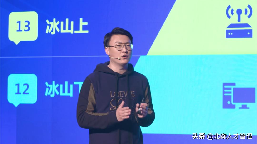科技重塑社交体验，最新QQ活动引领未来生活新潮