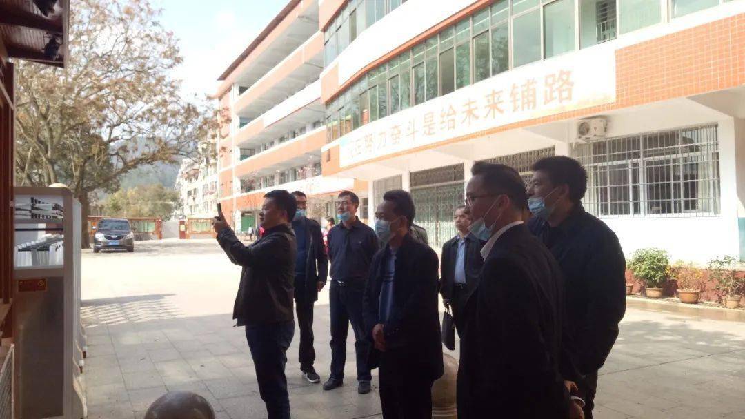 巴州区局长最新动态，探索巴州特色小店之旅，品味小巷独特风味