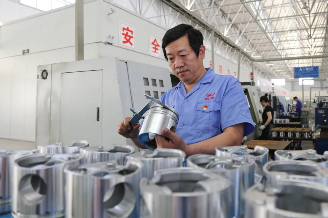 日照齐鲁人才网最新招聘信息揭秘,职场奇遇与友情之旅