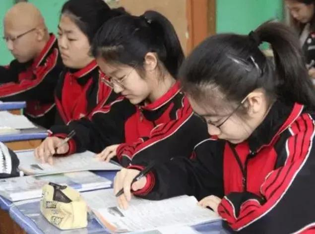 最新三年中考满分作文深度探讨与解析