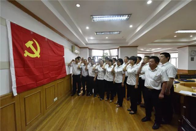 万年县余选强新任命的背后，力量之变与自信成就之路