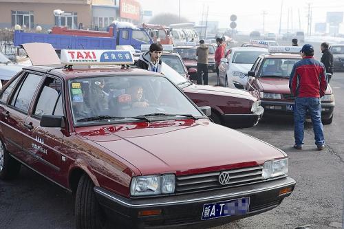 天津二手出租车转让最新消息，友情与交易的暖心故事