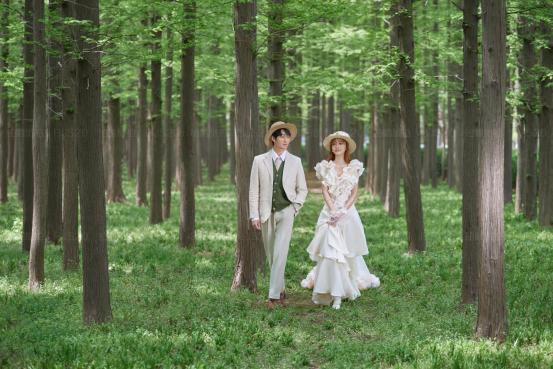 探索自然美景之旅，揭秘2021年个人所得税最新标准，寻找内心平和之旅