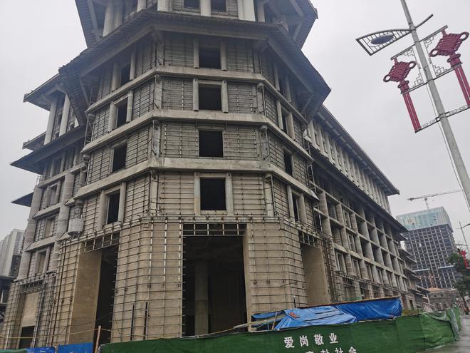 贵阳观山湖二手房最新消息与特色小店探索指南