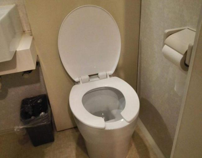 革新与舒适,最新马桶设计亮相,完美融合创新技术与使用体验