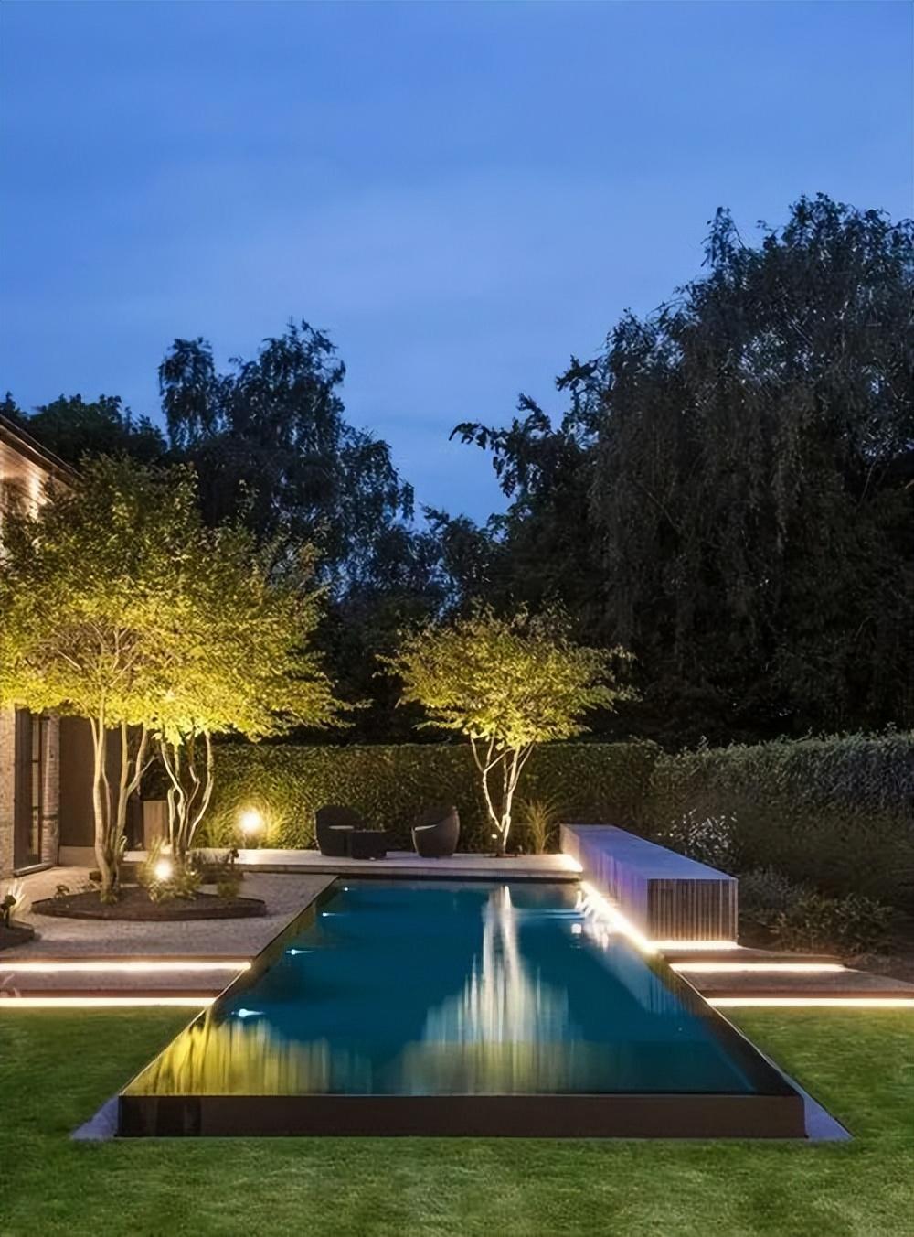 最新客厅灯具,家的温馨与光明,友情的照亮器