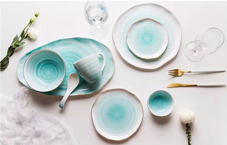 最新餐具图片,设计与实用性的平衡之道