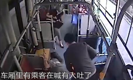 孕期孕吐视频,小趣事中的爱的陪伴与孕期体验