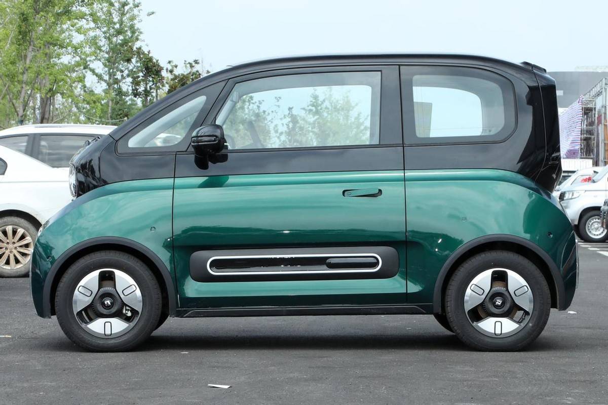 吉利最新款车型探索,小巷中的隐藏宝藏!