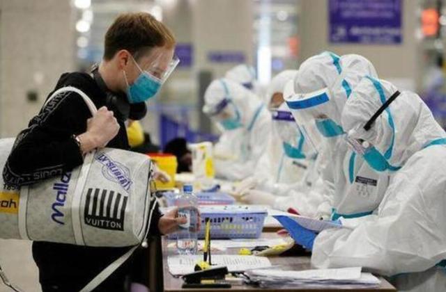 多维度视角下的美国公民疫情最新信息分析