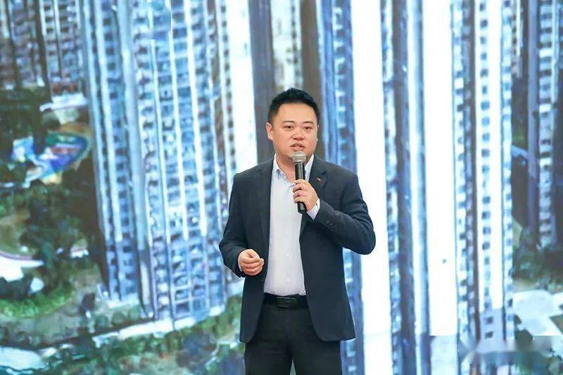 滕光正张京云最新科技产品介绍亮相,引领创新潮流