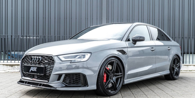 最新款奥迪RS3,速度与优雅的极致融合