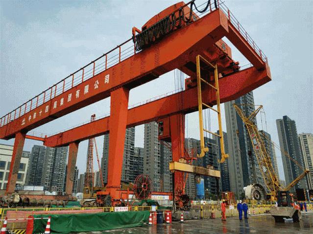 最新舞蹈简单完整版,跃动人生,自信闪耀舞台风采