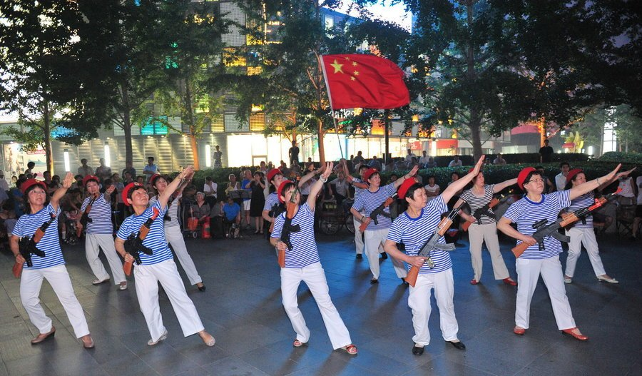 广场舞新潮流,狂浪之舞——文化现象深度探讨