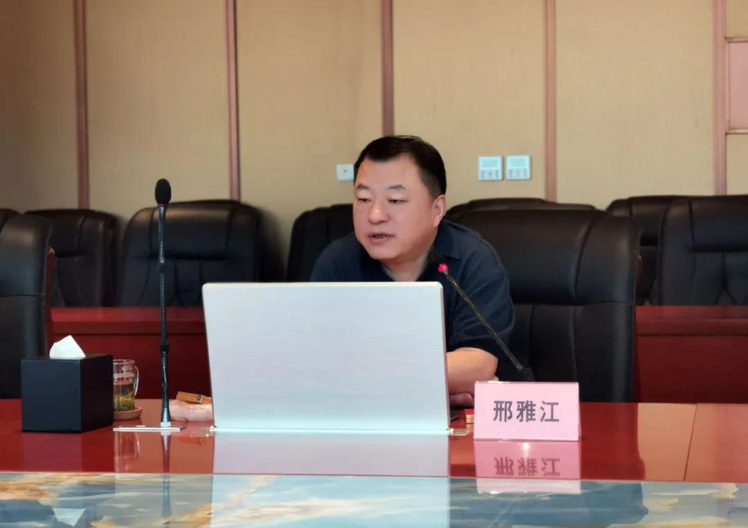 娱乐圈最新恋情公布,与大自然的浪漫乐章