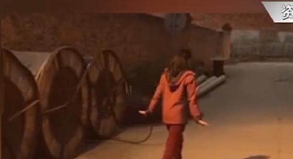 J罗女友最新消息揭秘 与神秘小巷小店探险之旅