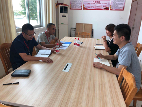 趣步公司最新动态,城市漫步的温馨日常