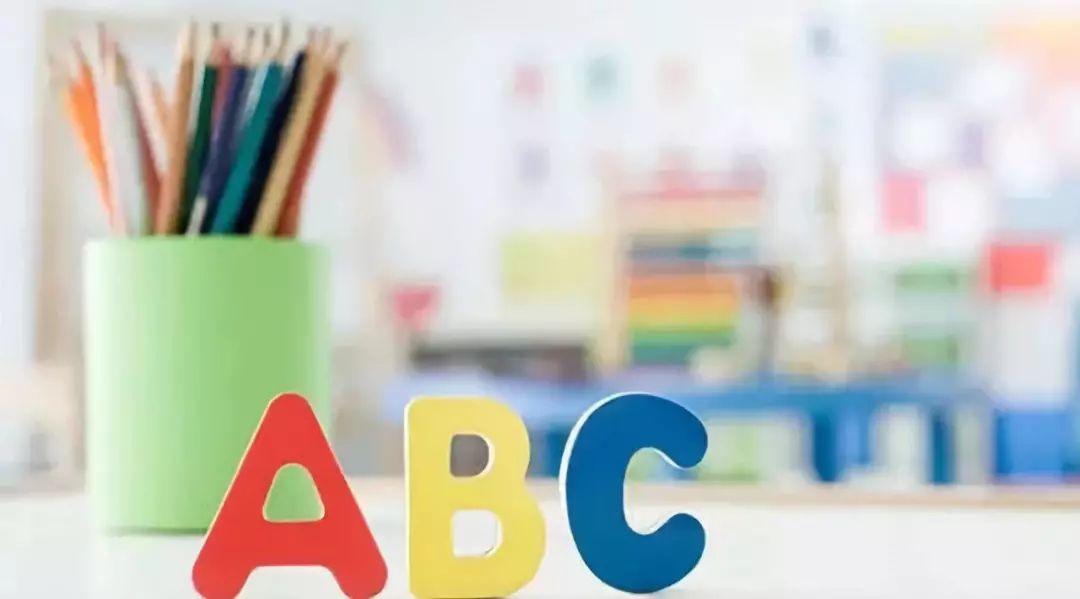 科技重塑语言学习,全新英语听力最新版开启智能听力新时代