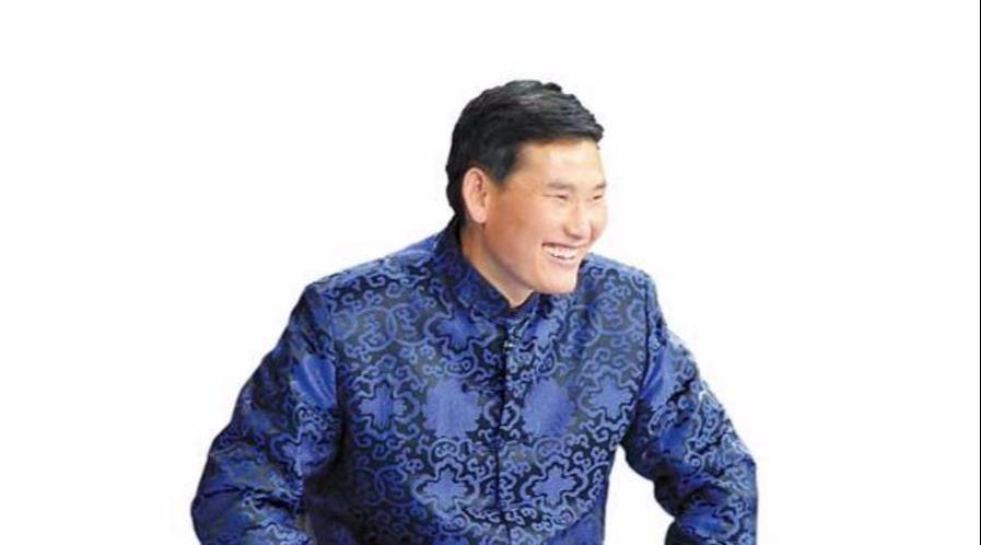 网红大衣哥科技新品亮相,携手科技重塑未来生活体验