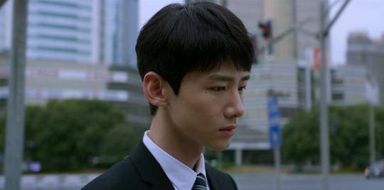 白敬亭平凡的荣耀最新资讯，追星技能与任务完成指南