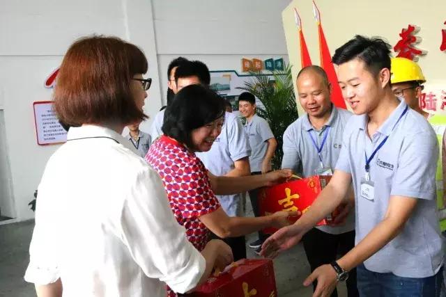 成都铁路港最新动态,一种观点分析及其地区影响