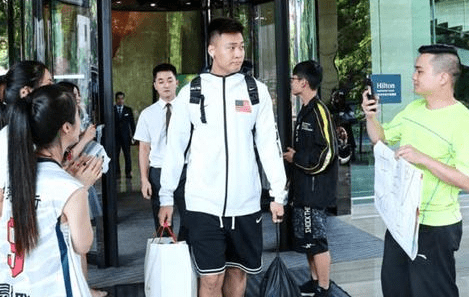 姚明最新动向揭秘,篮球巨星步伐如何跟进?初学者与进阶用户的指南