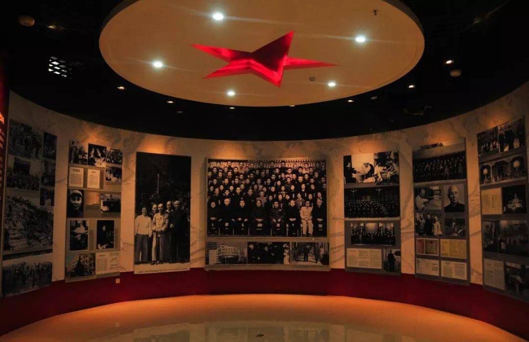 草莓最新地址,自信与成就之旅的蜕变学习之路