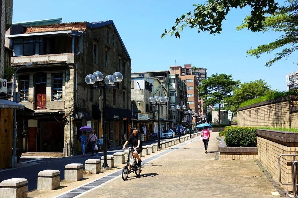 探索城市魅力,巷弄深处的特色小店最新城市剧盘点