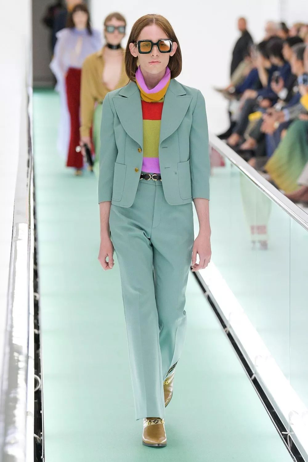 东米最新款引领时尚潮流,成为前沿之选